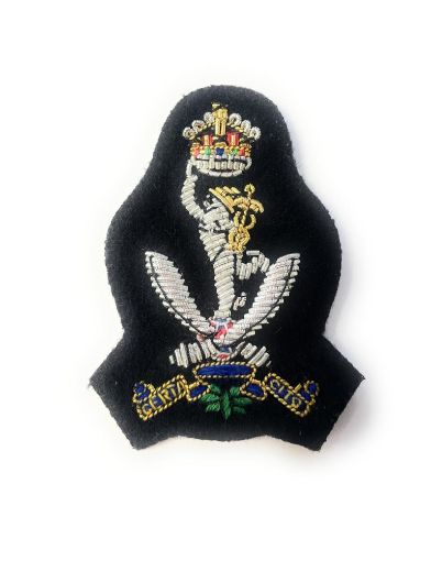 Picture of Beret Badge - Officers - Queen's Gurkha Signals - Navy Backing - Tudor Crown